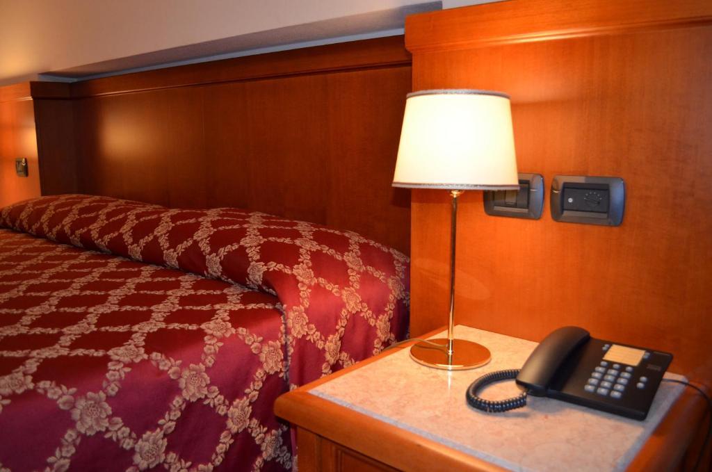 Hotel Olioso Peschiera del Garda Room photo