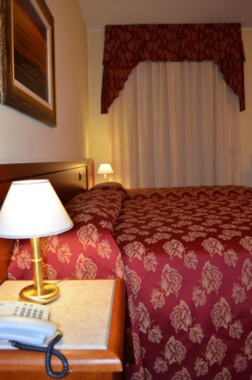 Hotel Olioso Peschiera del Garda Room photo